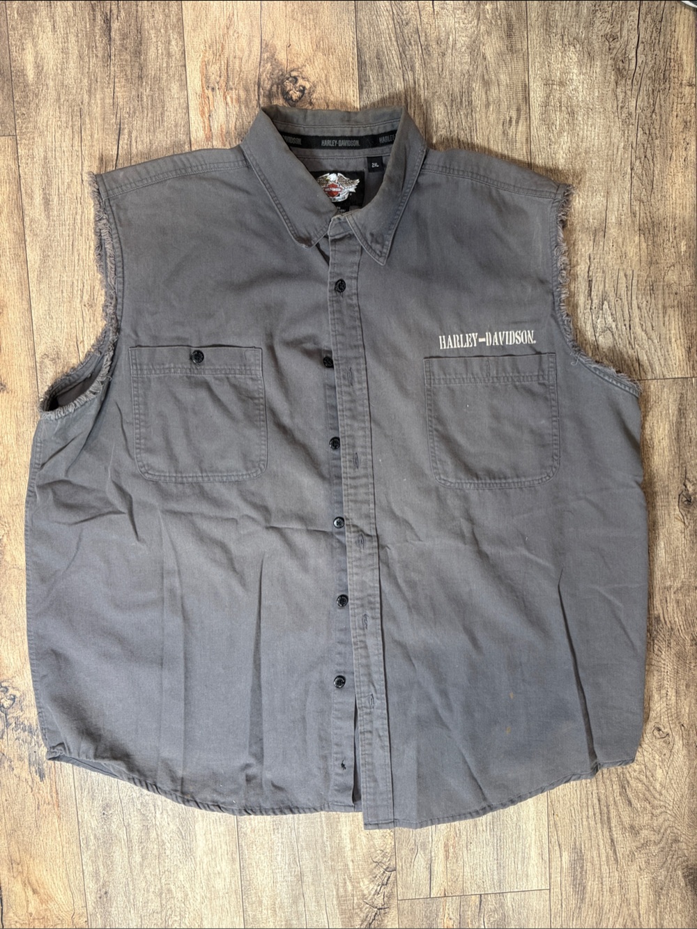 Harley-Davidson Charcoal Gray Sleeveless Button-Down Work Shirt